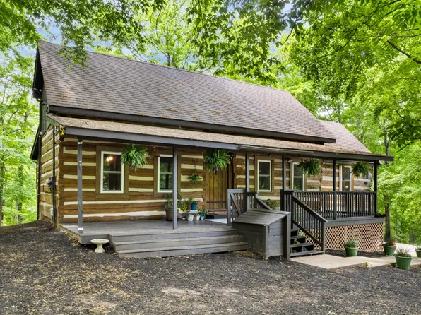 460 Seven Springs Rd, Clarksville, TN 37043