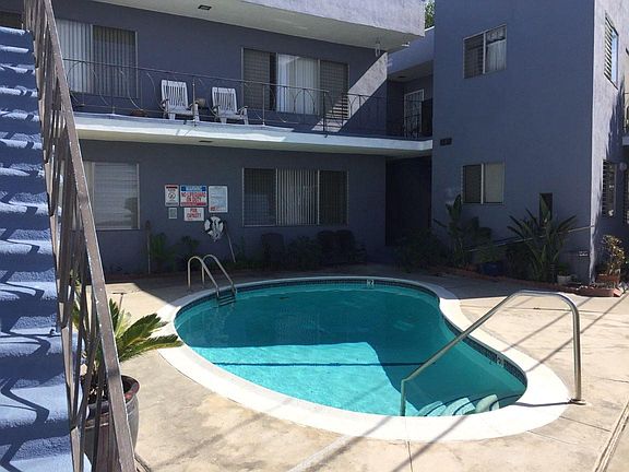 3rd image of 3779 Lockland Dr APT 3