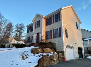 51 Teaberry Pl, Manchester, NH 03102