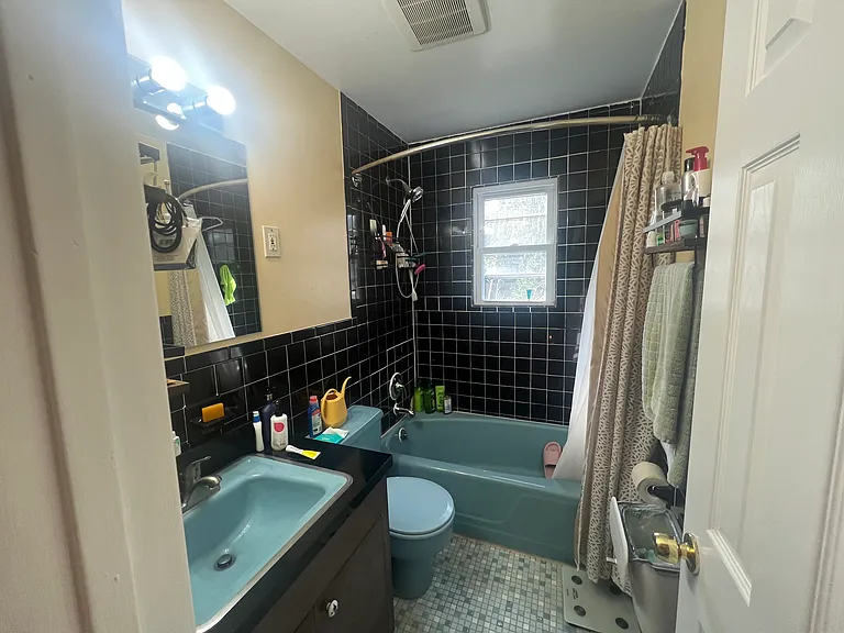 218 Gordon Ave #1 — Photo 8