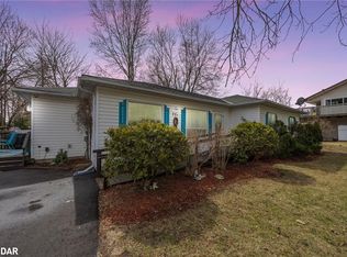 771 Roberts Rd, Innisfil, ON L9S2E4