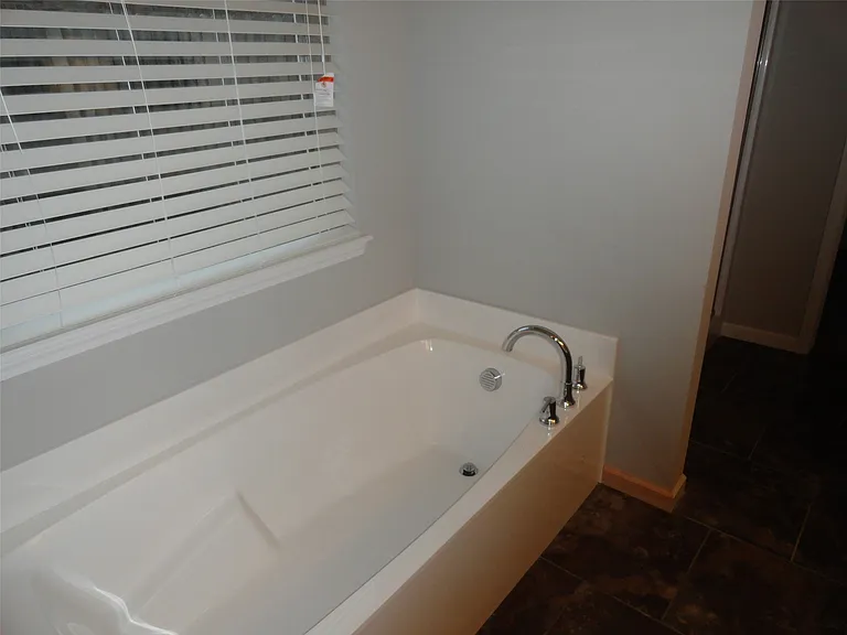 2423 W Little Rock Pl — Photo 12