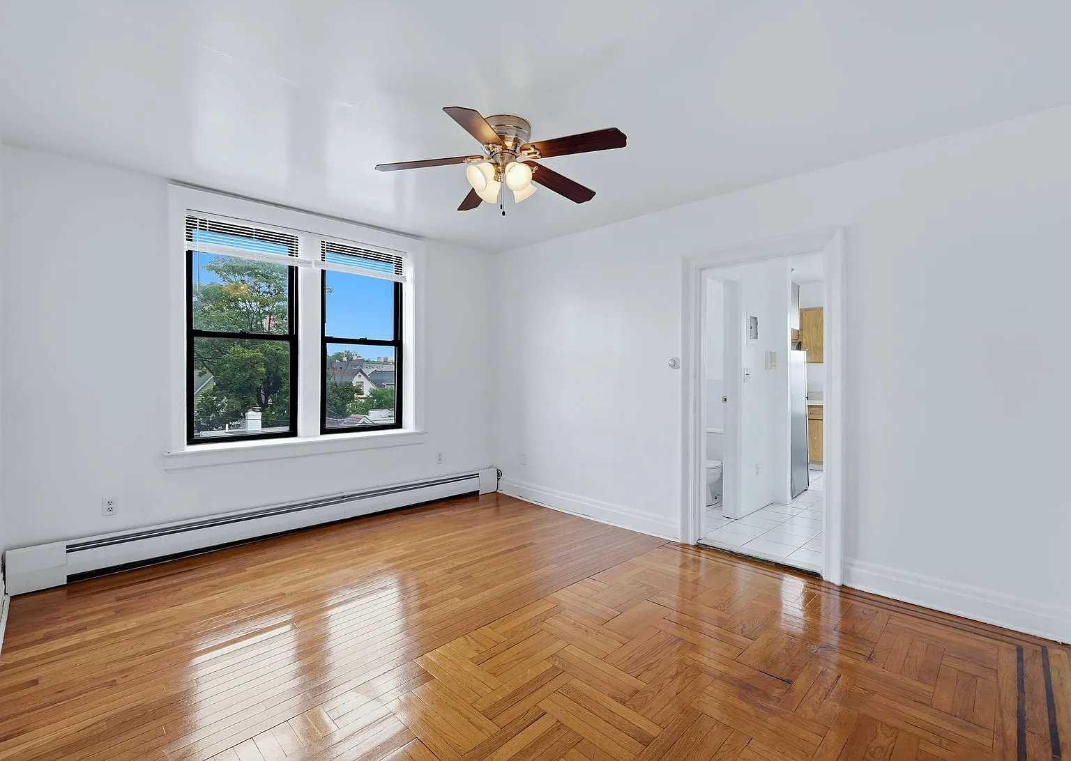 1 bed, 648 sqft, $1,750 — Photo 3