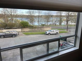 5752 Ashworth Ave N #5752, Seattle, WA 98103