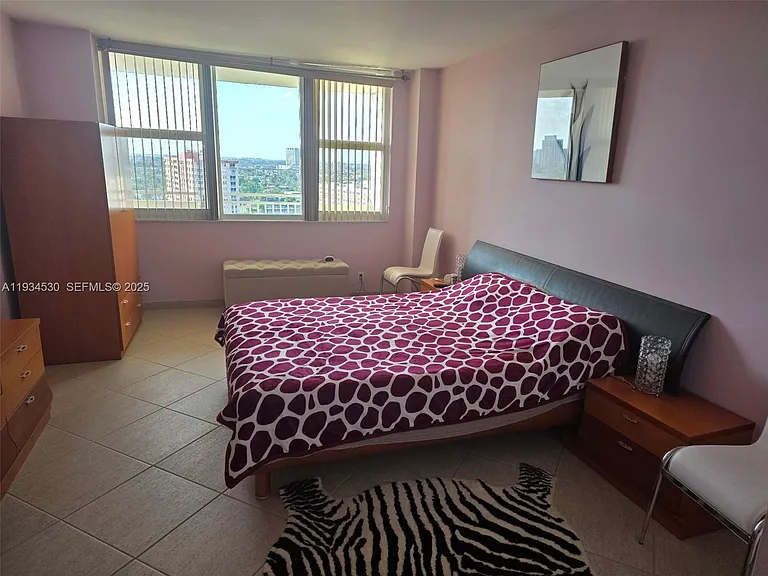 3180 S Ocean Dr #1617 — Photo 11