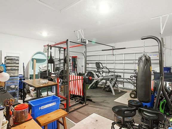 4th image of 740 Trotters Dr