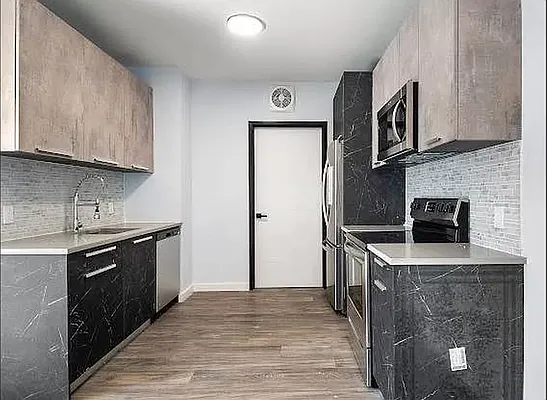 Rented by Reavis | media 16