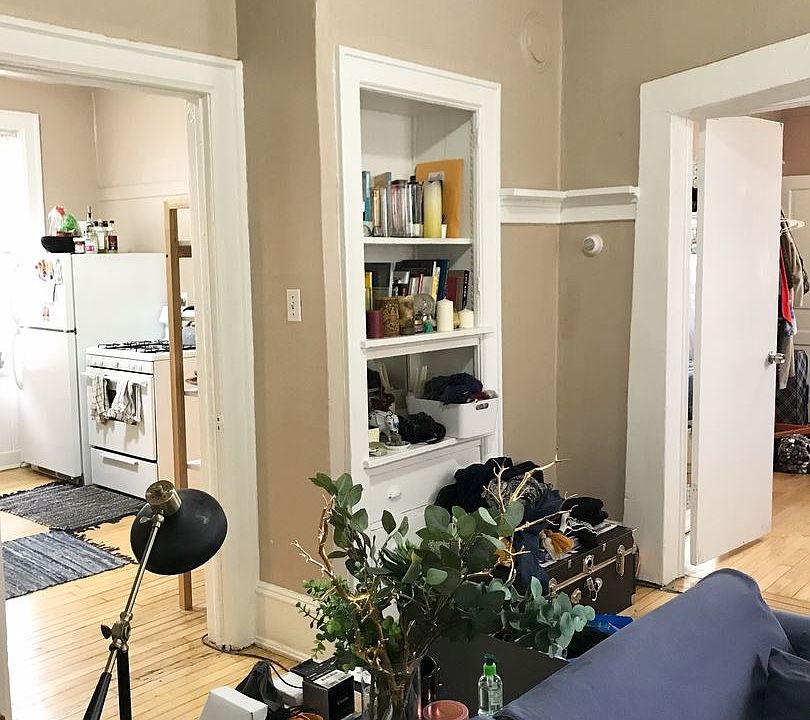 2nd image of 2828 N Fratney St APT 1