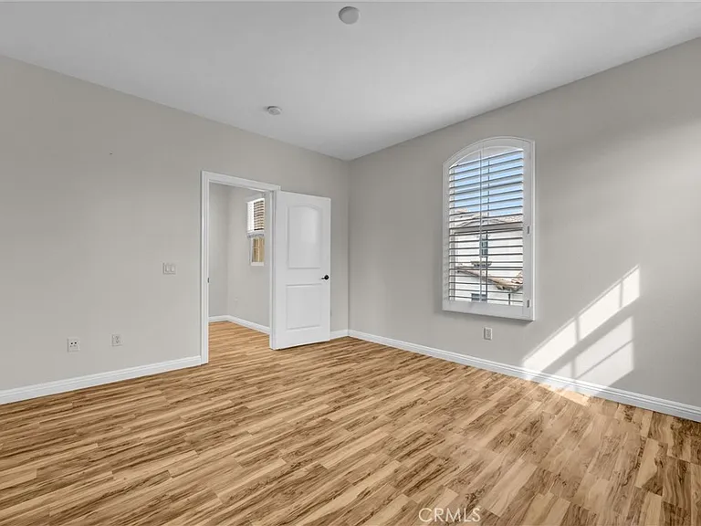 755 S Melrose St — Photo 29