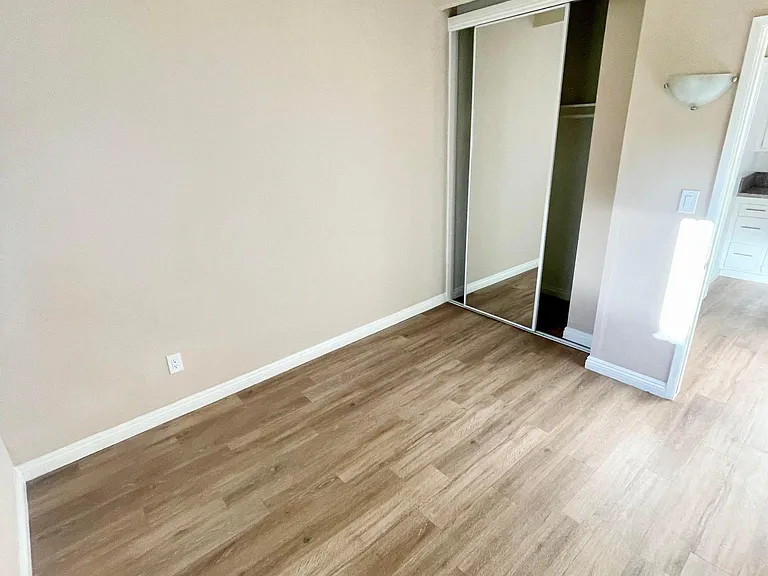 Penn Apartments — Photo 6