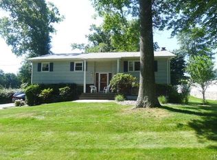 24 Bender Rd, New City, NY 10956