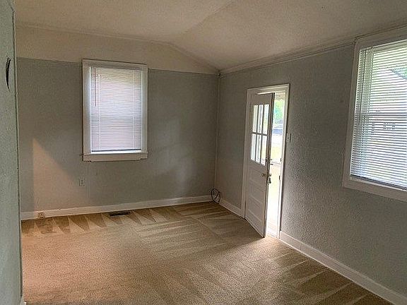 5th image of 712 Franklin Blvd