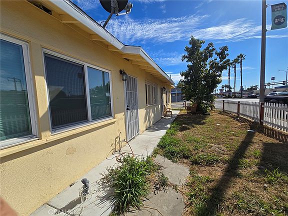 3rd image of 16644 Pioneer Blvd