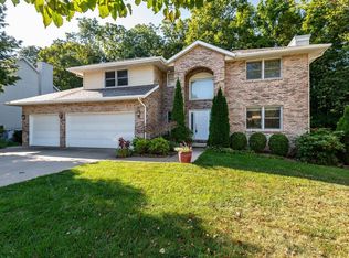 2108 E Ashwood Ln, Bloomington, IN