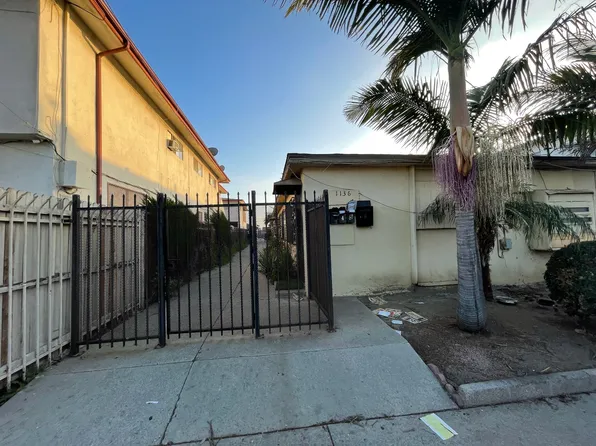 Dna Apartments Llc, 1136 W 120th St #1, Los Angeles, CA 90044