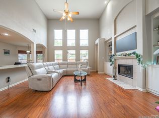 995 Oak Park, Schertz, TX 78154
