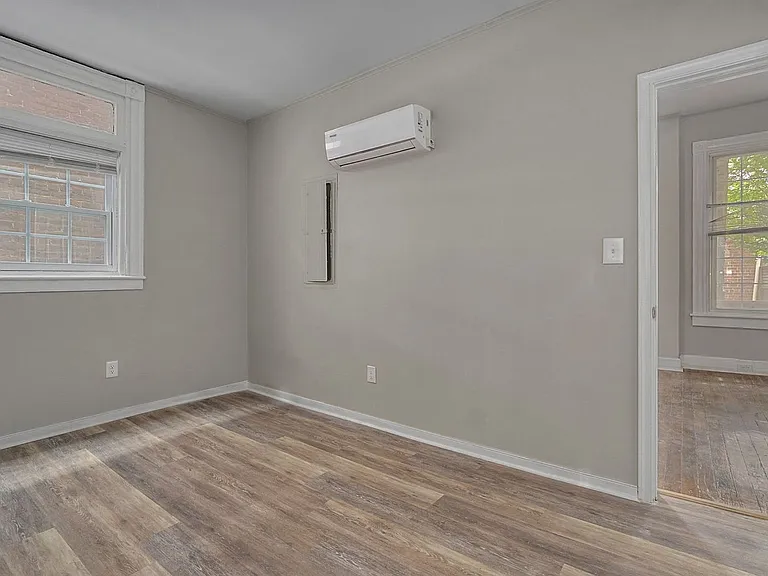 2215 W Grace St #2 — Photo 9