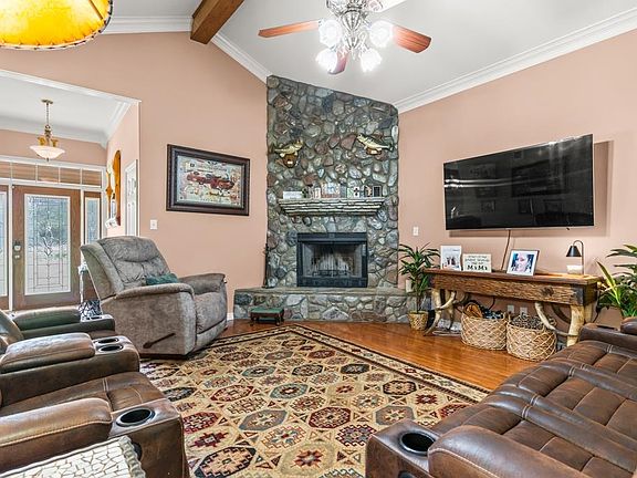 5th image of 2901 County Road 186 E