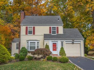 14 Exeter Rd, Short Hills, NJ 07078