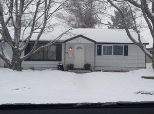1213 S 4th Ave, Yakima, WA 98902