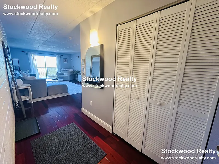 165 Quincy Shore Dr #C42 — Photo 3