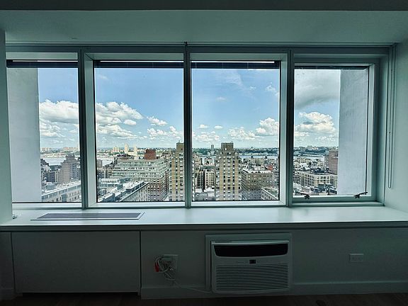 3rd image of 175 W 87th St APT 28E