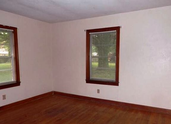 5th image of 4125 Northwood Dr