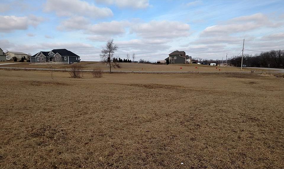 2nd image of 956 SE 80th St