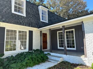 9815 Kawanee Dr, Pensacola, FL 32514