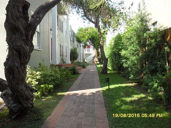 2nd image of 5529-5531-5533 Harold Way