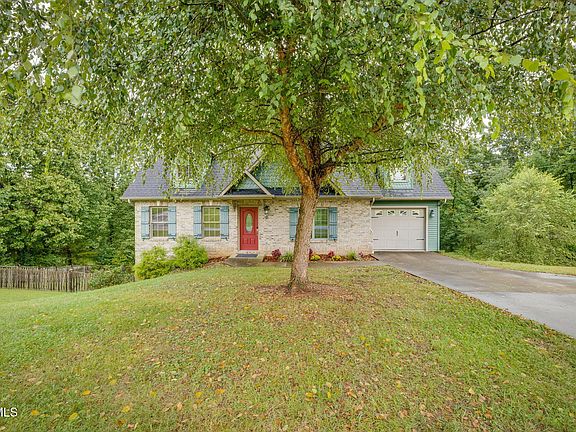 3rd image of 170 Greyland Dr
