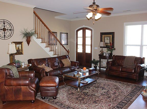 3rd image of 6239 Charleston Court Dr
