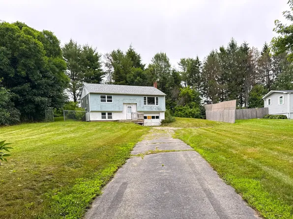 34 Sunset Street, Thomaston, ME 04861