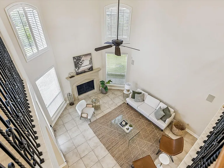 2210 Bywater Dr — Photo 36