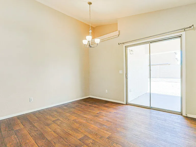 1453 E Kelsi Ave — Photo 7