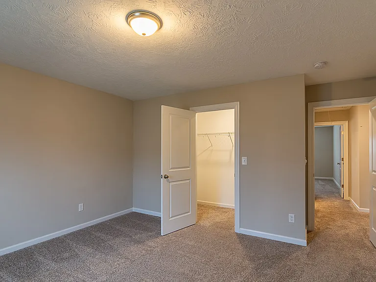 453 Arrowwood Dr — Photo 24