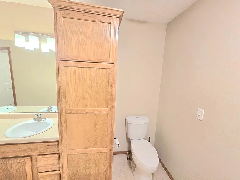 Unit Photo