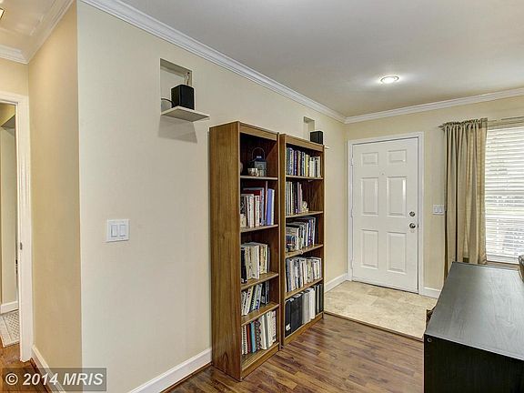 3rd image of 5716 Chapman Mill Dr #1501