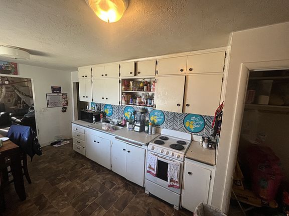 2nd image of 3086 S 2855 W
