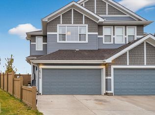 16714 65a St NW, Edmonton, AB T5Y3X8