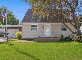 803 E 14th St N, Newton, IA 50208