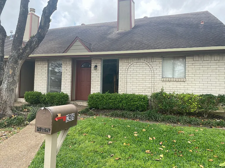 12406 Riva Ridge Ln — Photo 1