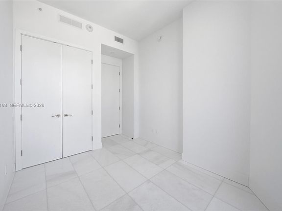 4th image of 175 SE 25th Rd #1403