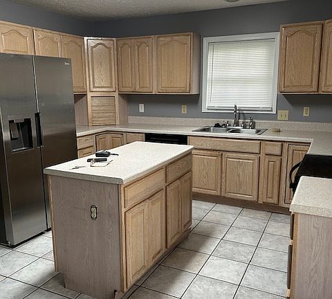 5th image of 130 Hunting Hills Dr