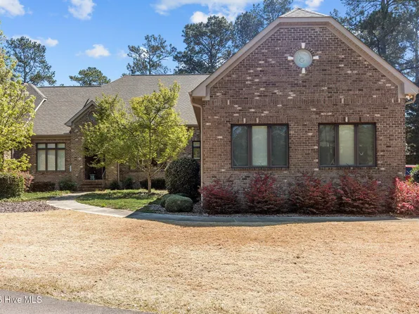 1 Windsor Terrace, Pinehurst, NC 28374