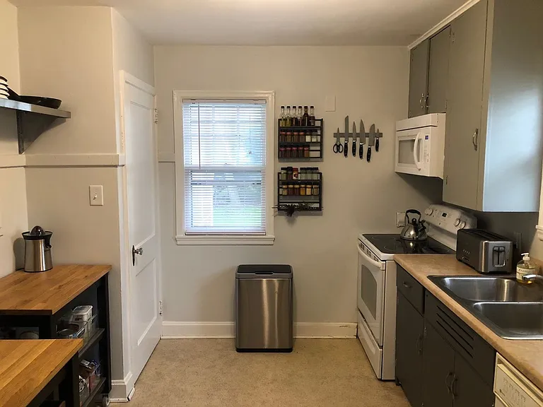 125 S Hazel Ave — Photo 3