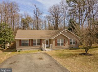 247 American Dr, Montross, VA 22520