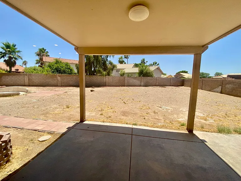 12637 W Cambridge Ave — Photo 6