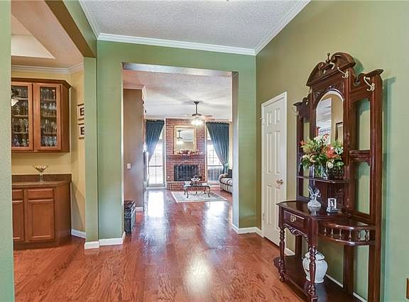 2nd image of 2817 Clearmeadow Dr