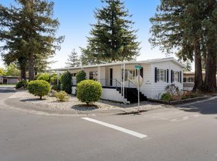 518 Vina Rose Dr, Petaluma, CA 94954